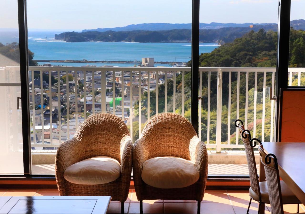 Katsuura Hilltop Hotel & Residence Eksteriør billede